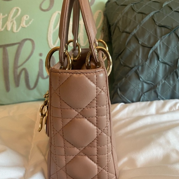 Mini Lady Dior - Picture 3 of 16